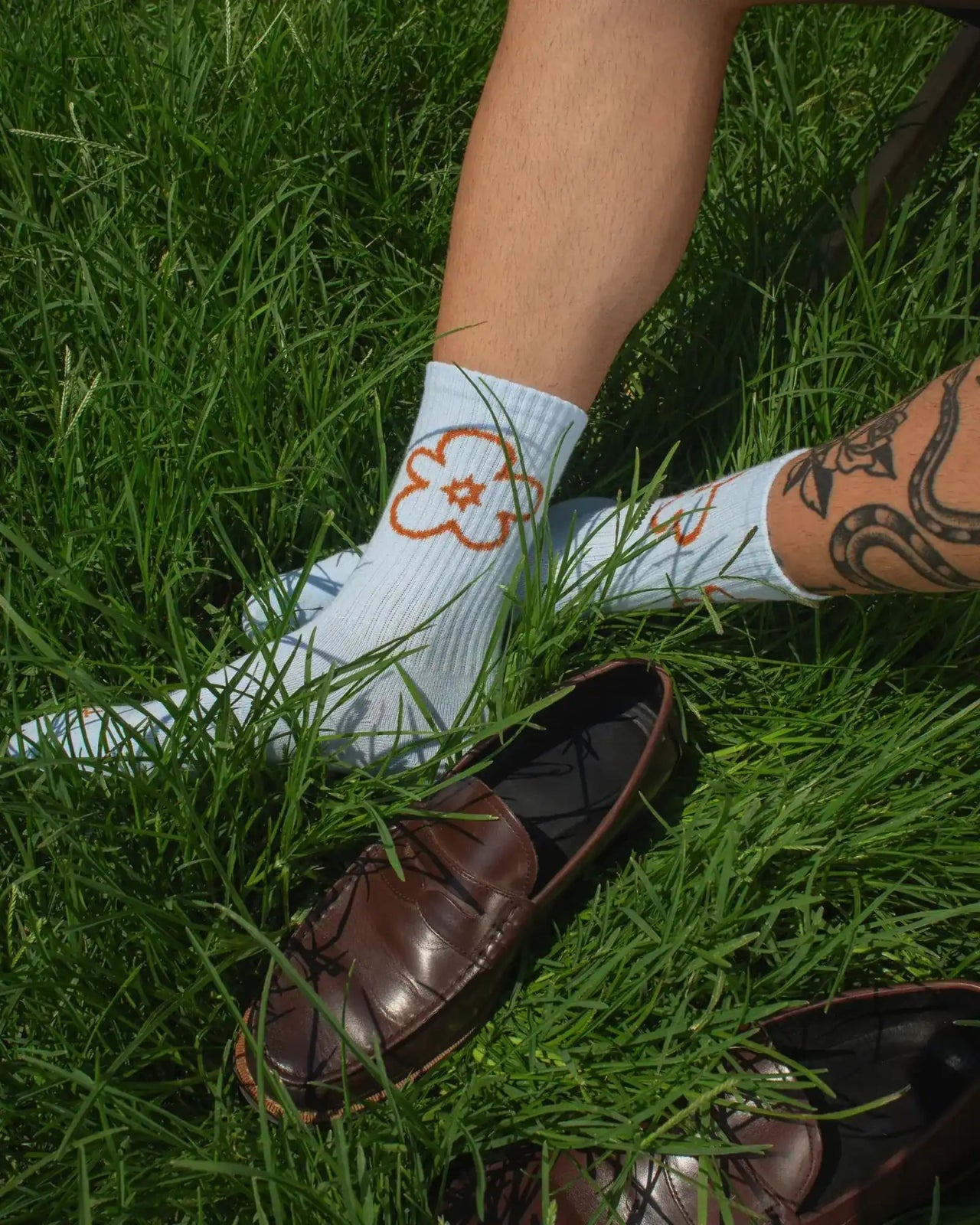 Tarta Gelatina - TRY LATER Socken – Hellblau mit Blumen - Motiv - Socken - ROSA ECK Concept Store