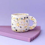 Textura Ceramics - Porzellanbecher Weiß/Bunt gesprenkelt - ROSA ECK - Bunt, Porzellan, Weiß