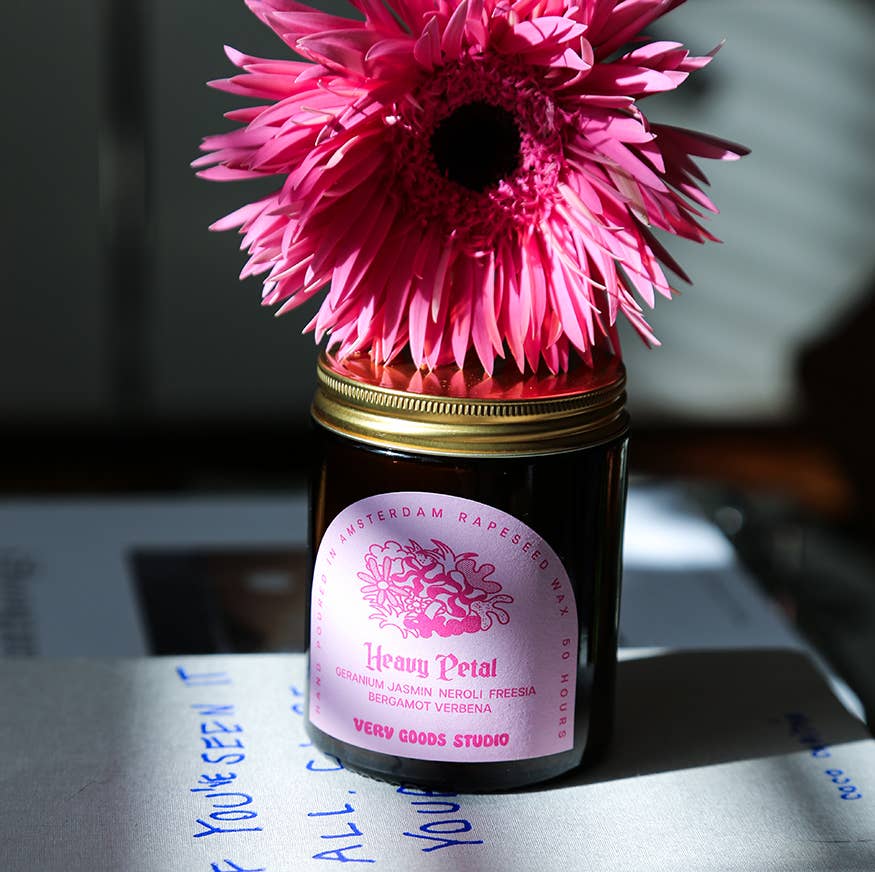 Very Goods Studio - HEAVY PETAL Große Duftkerze im Glas (170 ml) - Kerze - ROSA ECK Concept Store