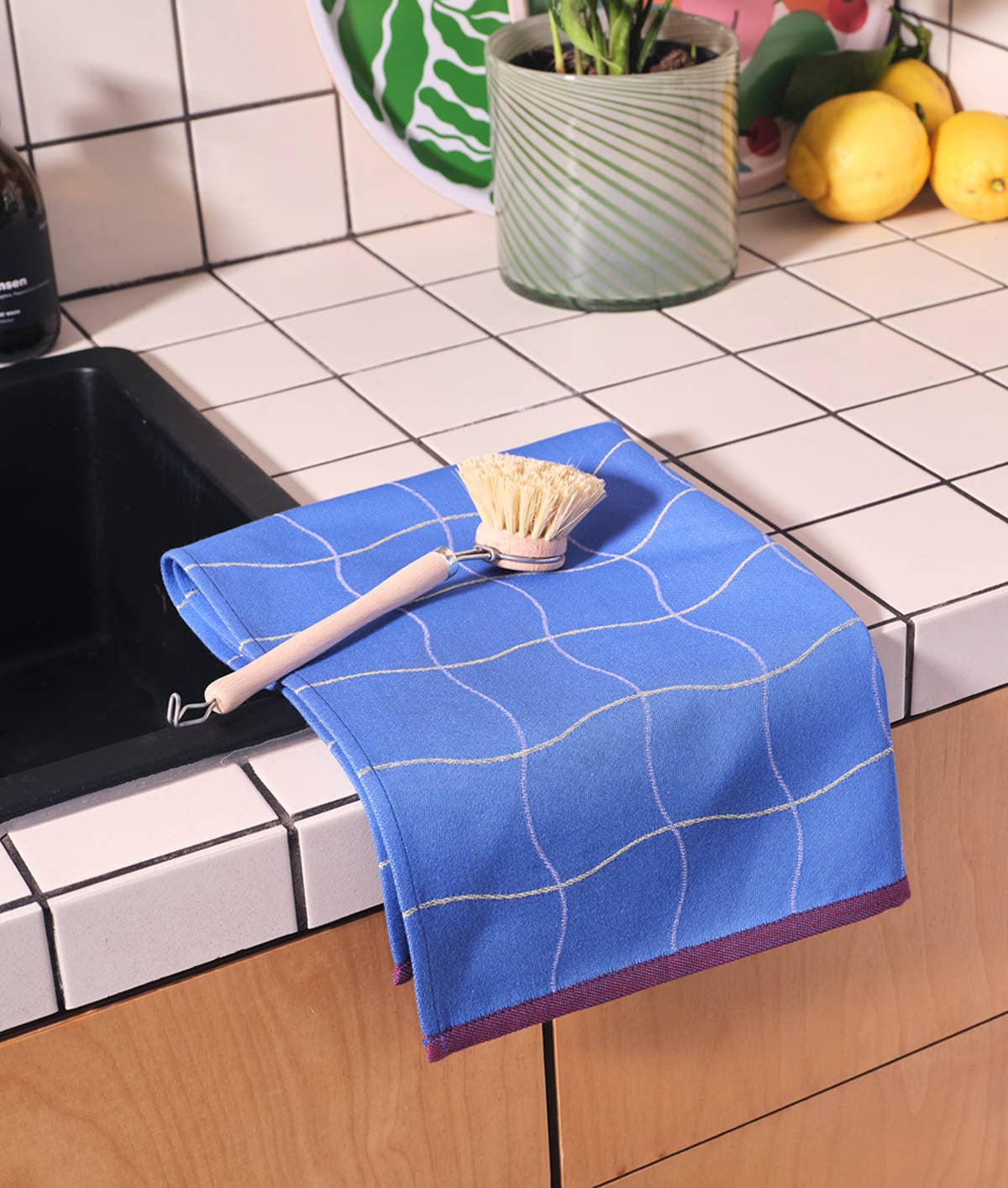 Wrap - WAVE GRID BLUE Geschirrtuch aus Baumwolle - Geschirrtuch - ROSA ECK
