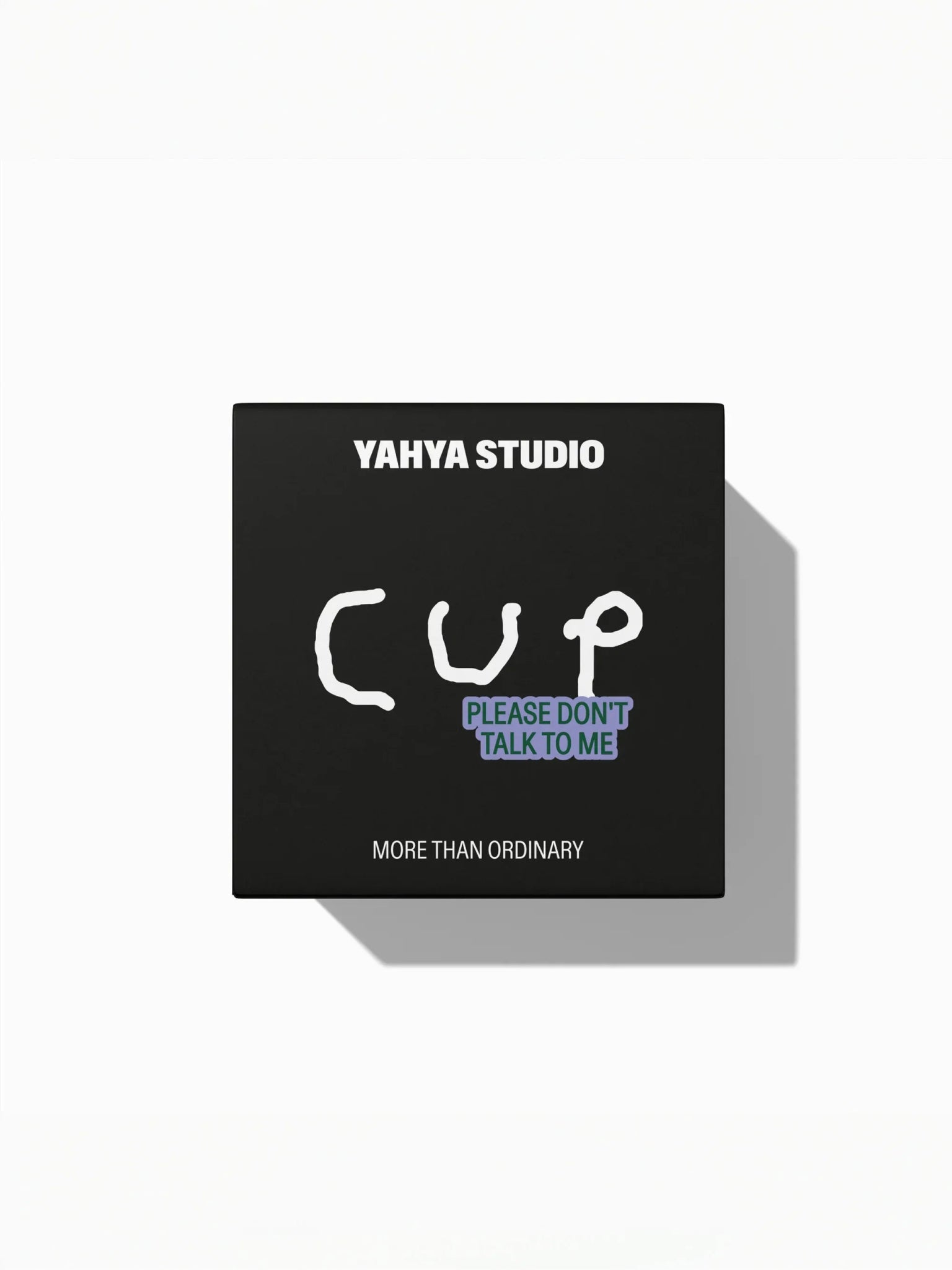 yahya studio - PLEASE DON'T TALK TO ME Becher aus Porzellan - Kaffee - und Teetasse - ROSA ECK - Cup, ,