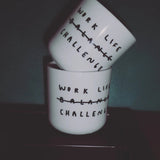 yahya studio - WORK LIFE CHALLENGE Becher aus Porzellan - Kaffee - und Teetasse - ROSA ECK - Cup, ,