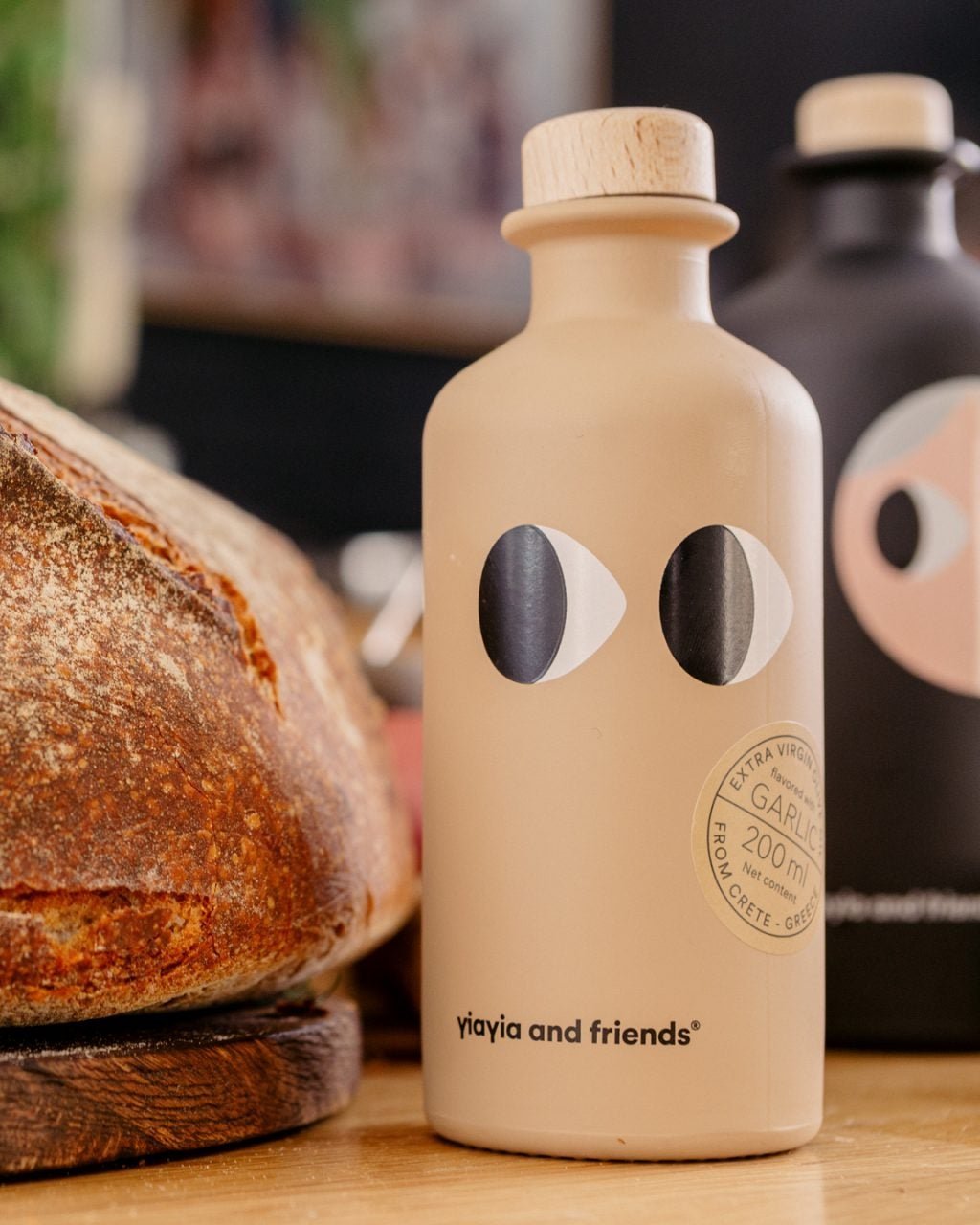 Yiayia and Friends - Natives Olivenöl Extra mit Knoblauch - ROSA ECK - , ,