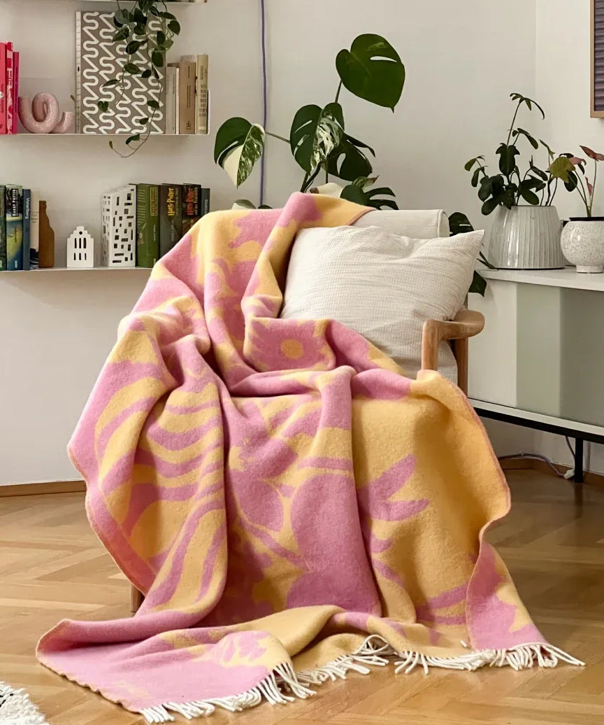 KLEKKS Bunte Sofadecken Aus Wolle ROSA ECK klekks-bunte-sofadecken-aus-wolle-rosa-eck