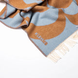 KLEKKS NO. 30 Wolldecke in Hellblau/Orange