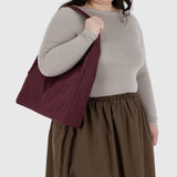 NYLON SHOULDER BAG Schultertasche • Mahogany