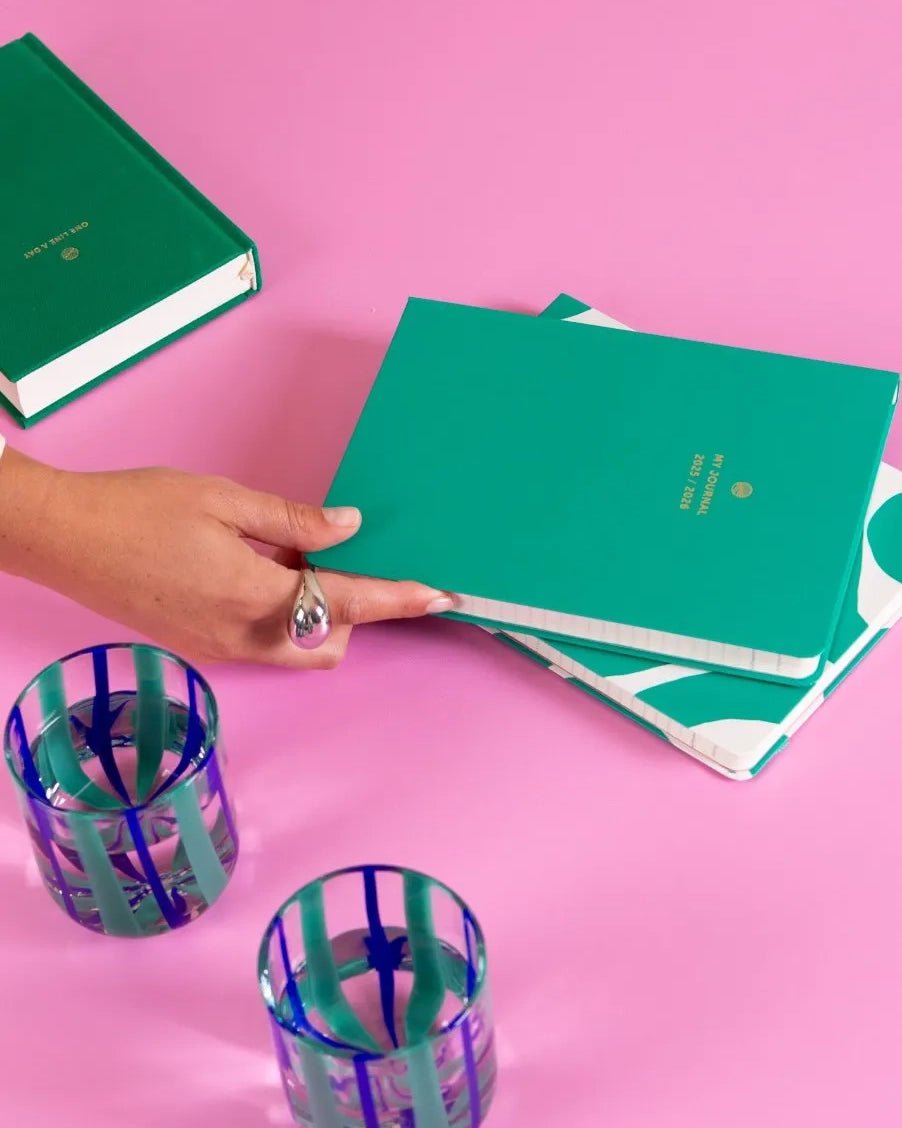 A - Journal - ONE LINE A DAY 5 - Jahres - Tagebuch • Linen Emerald - Tagebuch - ROSA ECK