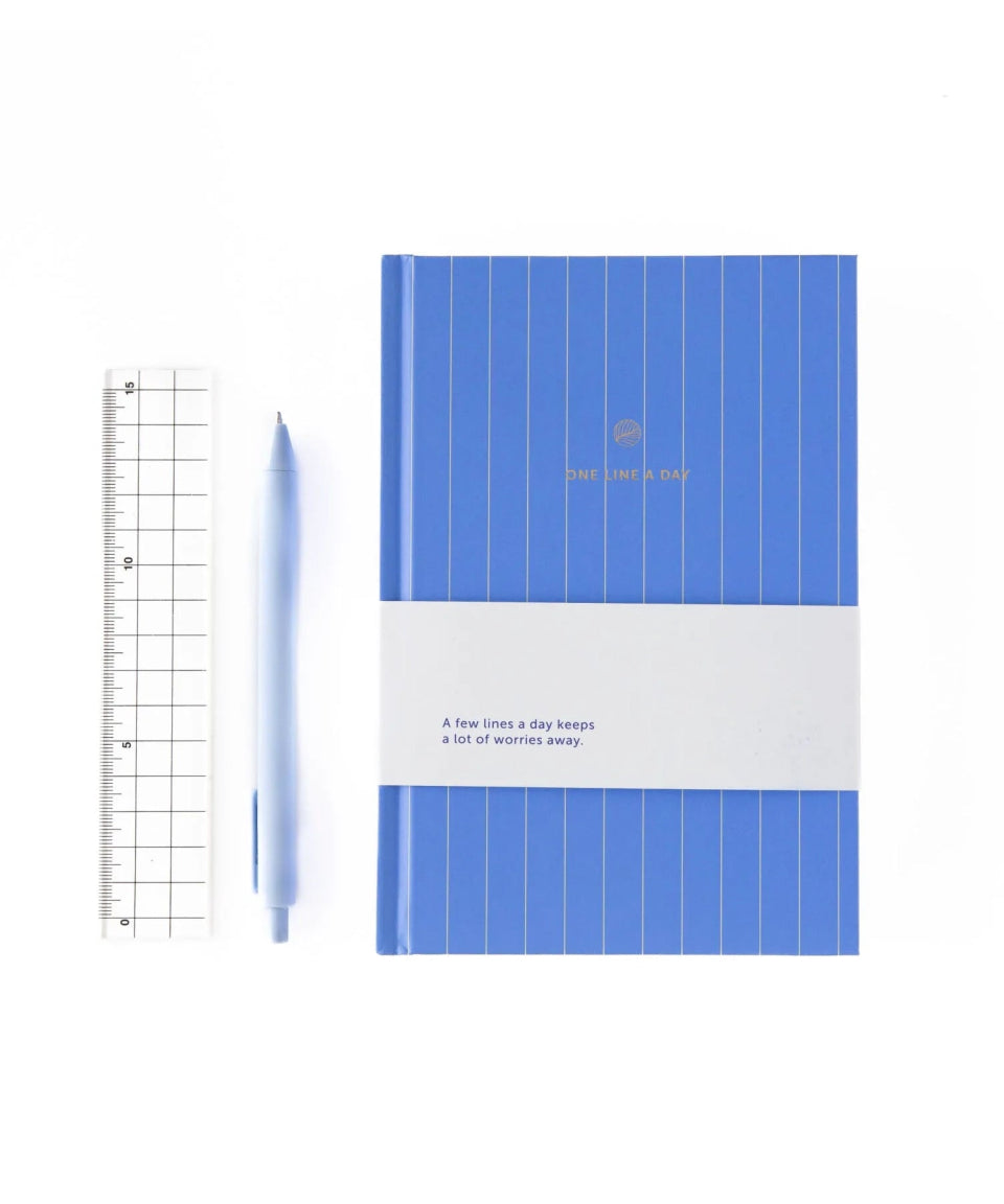 A - Journal - ONE LINE A DAY Notizbuch • Lavender Stripes - Notizbuch - ROSA ECK Concept Store