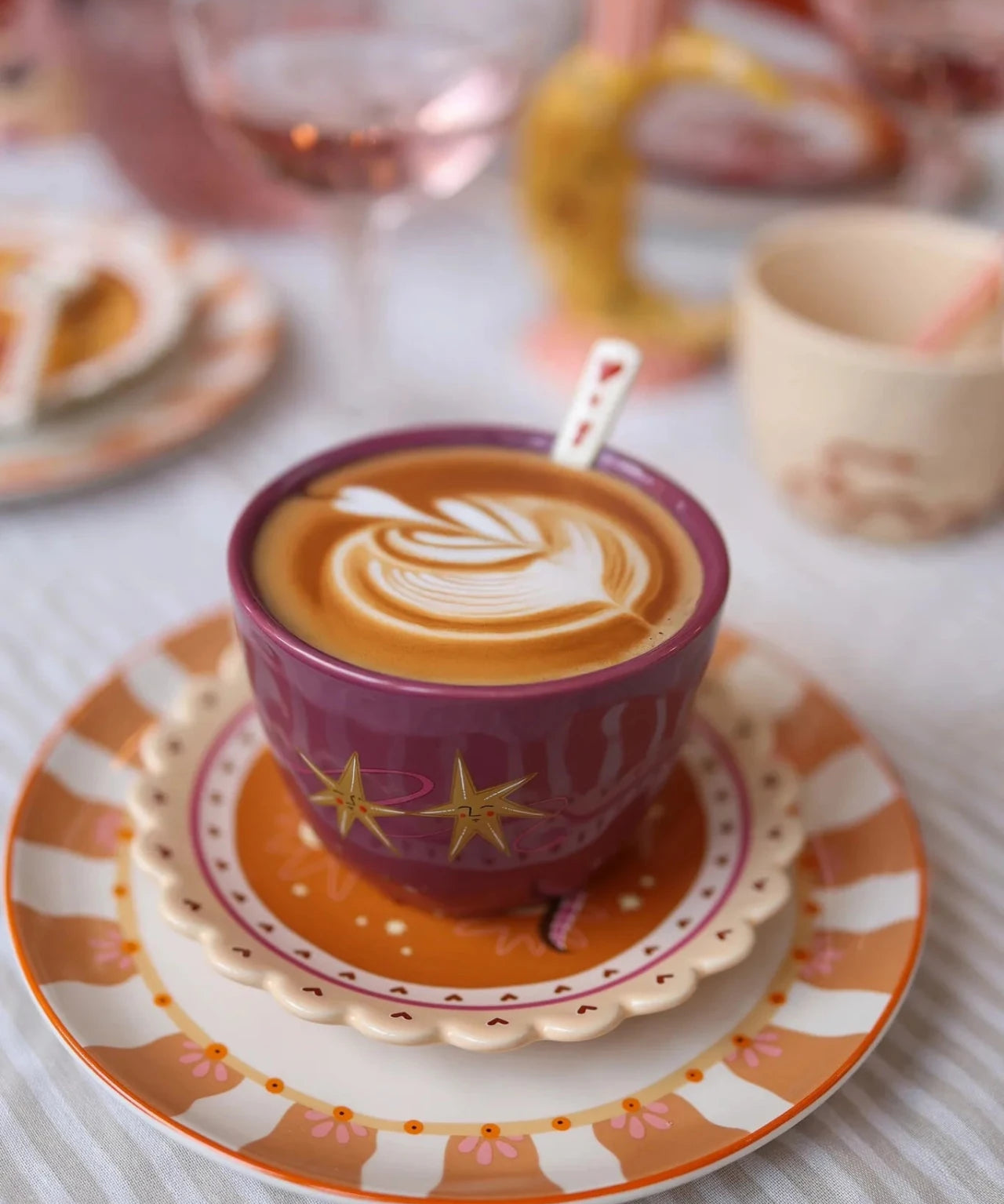 All the Luck in the World - Becher (300 ml) • Purple Star Couple - ROSA ECK