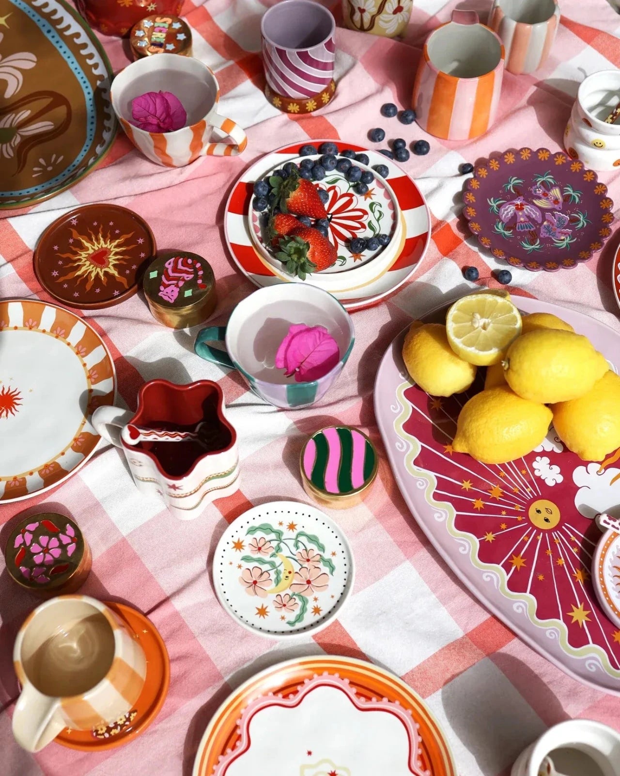 All the Luck in the World - Kleiner Teller / Schmucktablett • Heart With Fire - ROSA ECK