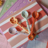 All the Luck in the World - Löffel • Yellow with Poppies - ROSA ECK