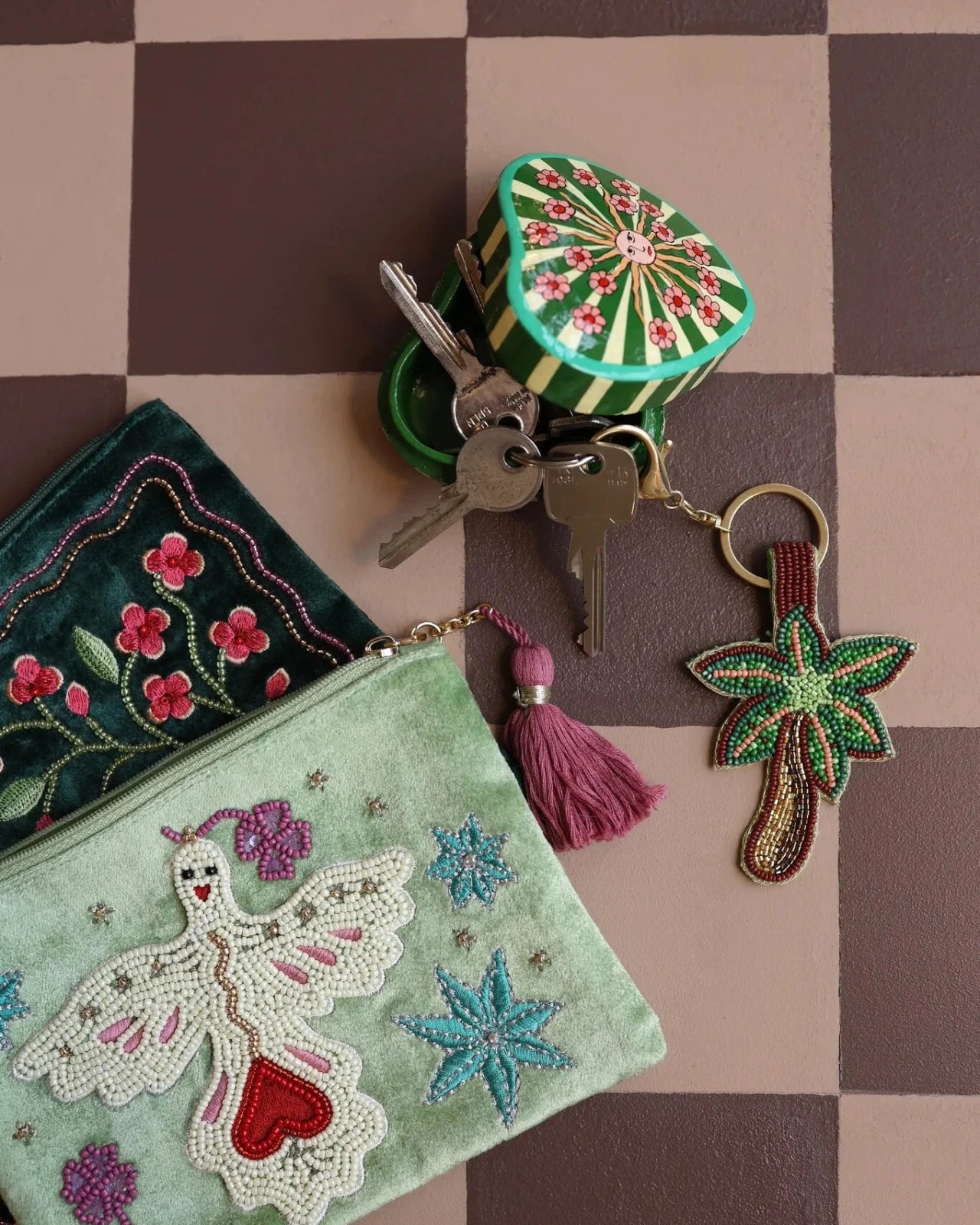 All the Luck in the World - Schlüsselanhänger • Palmtree - ROSA ECK