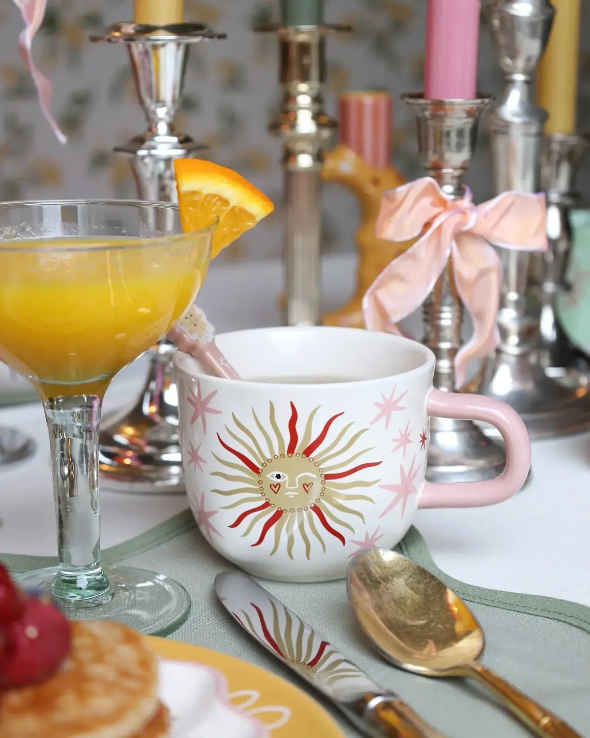 All the Luck in the World - Tasse • Sun with Pink Stars - ROSA ECK