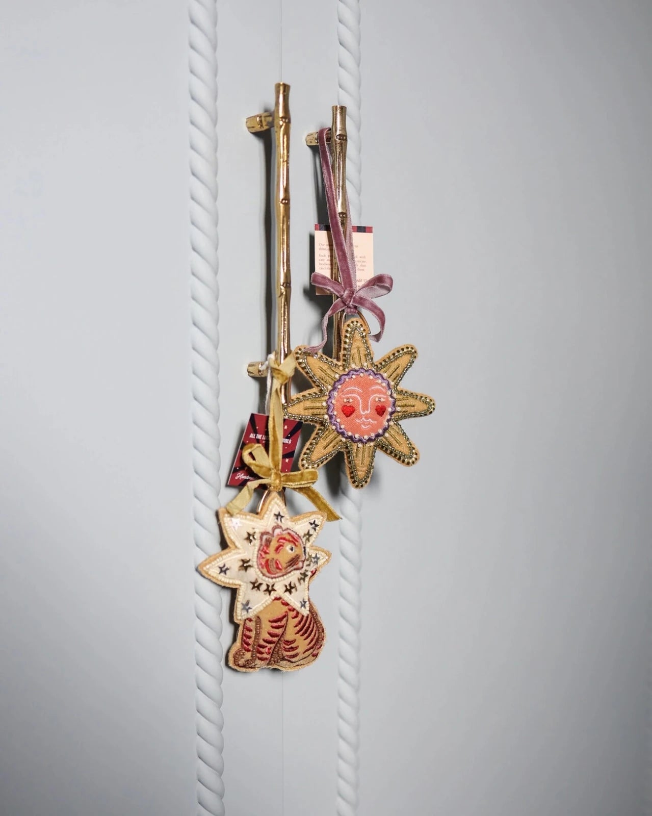 All the Luck in the World - Weihnachtsanhänger • Tiger with Star - ROSA ECK