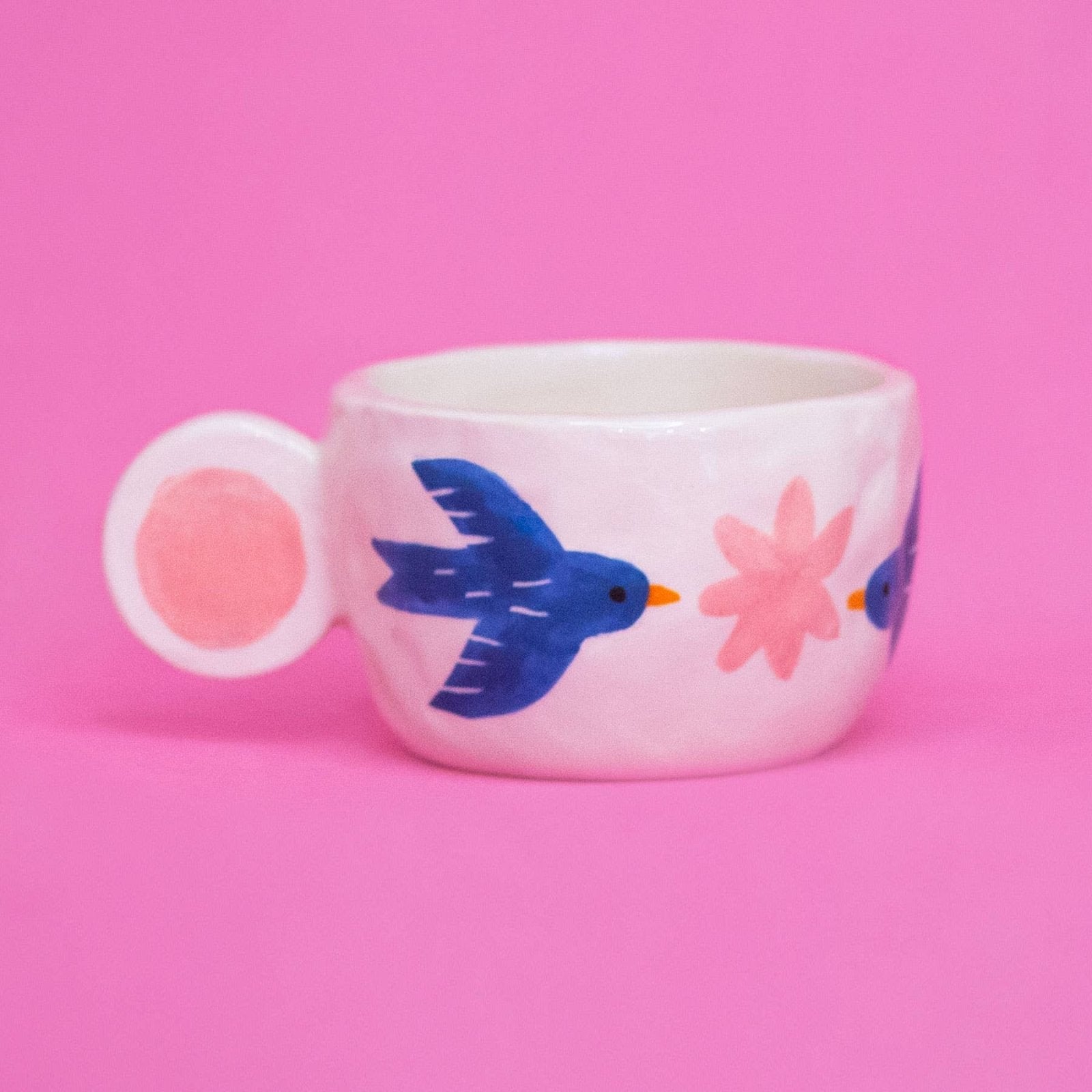 Ana Seixas - BIRDS Tasse aus Keramik mit Vogel - Motiv - Kaffee - und Teetasse - ROSA ECK Concept Store