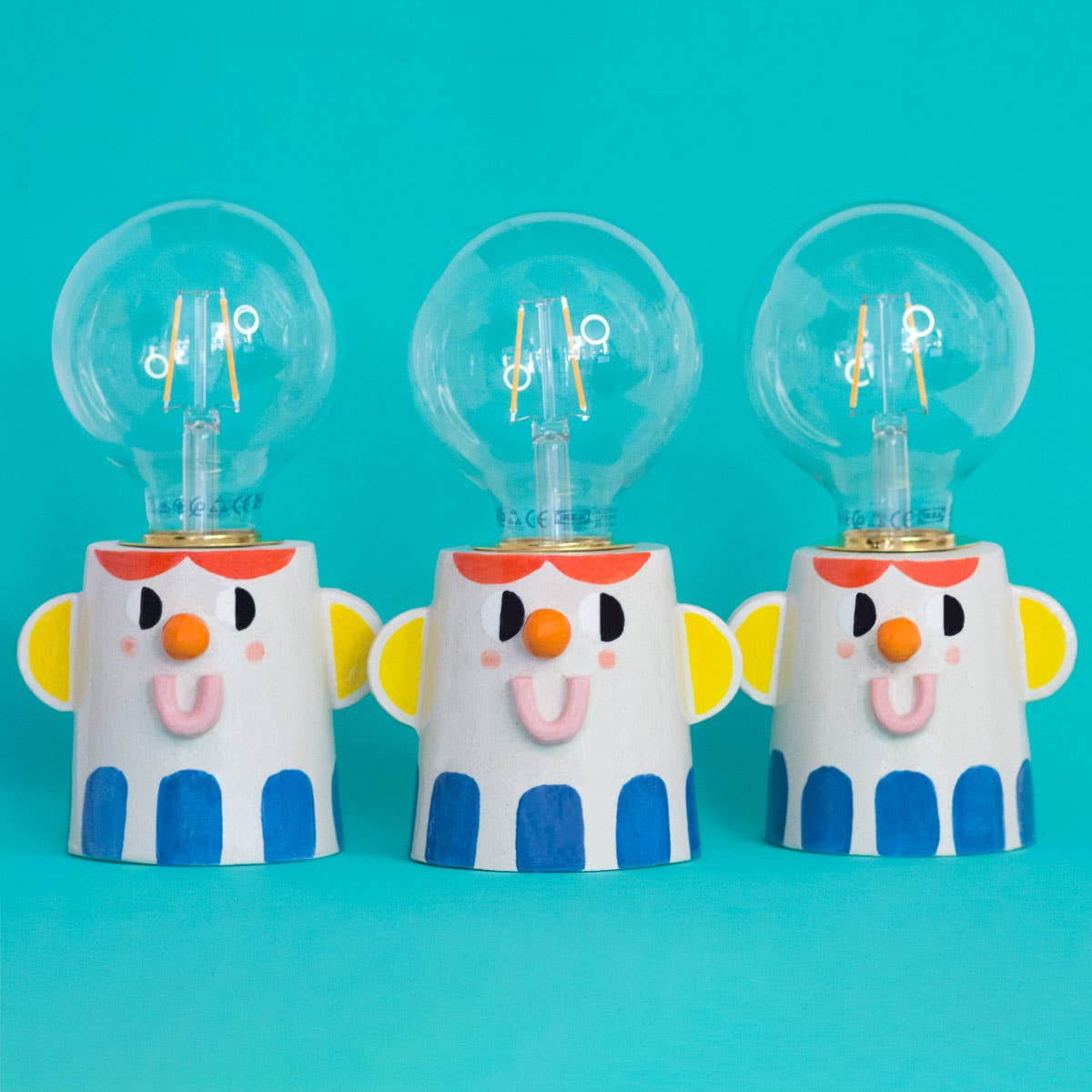 Ana Seixas - GOOD FRIEND Tischlampen aus Keramik • Blau - Lampe - ROSA ECK Concept Store