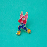 Ana Seixas - Pin • Rollschuhläuferin - Anstecknadel - ROSA ECK Concept Store