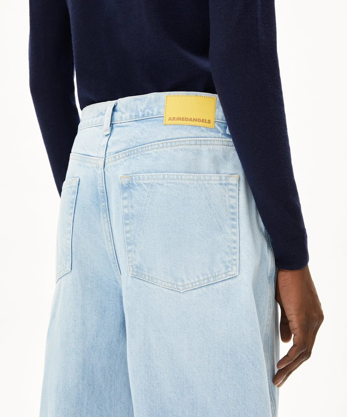 ARMEDANGELS - AALTHEA Barrel Jeans • barrea - Hose - ROSA ECK