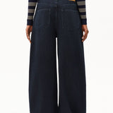 ARMEDANGELS - AALTHEA Barrel Jeans • fluid ink - ROSA ECK