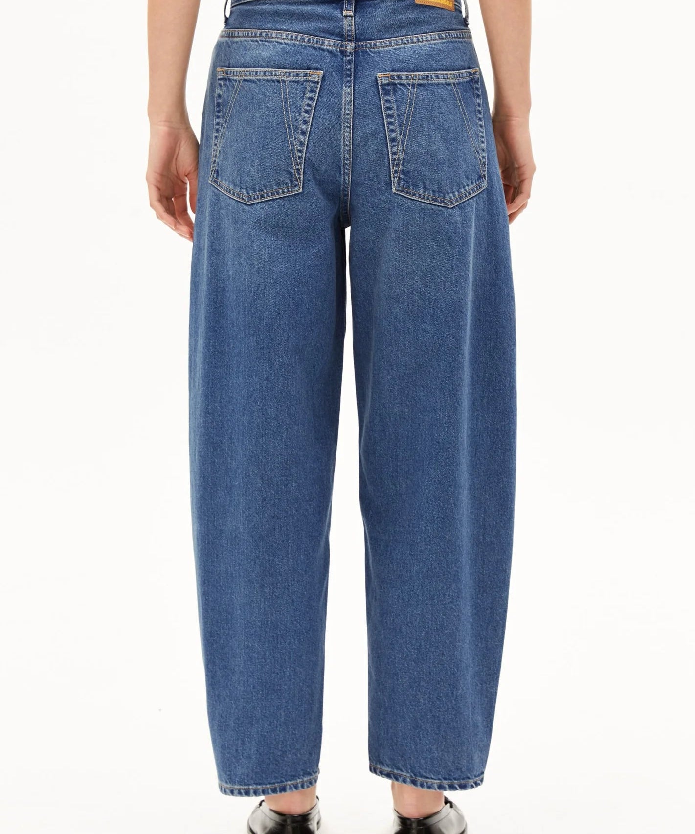 ARMEDANGELS - BAARLY Barrel Jeans • crunchy - ROSA ECK