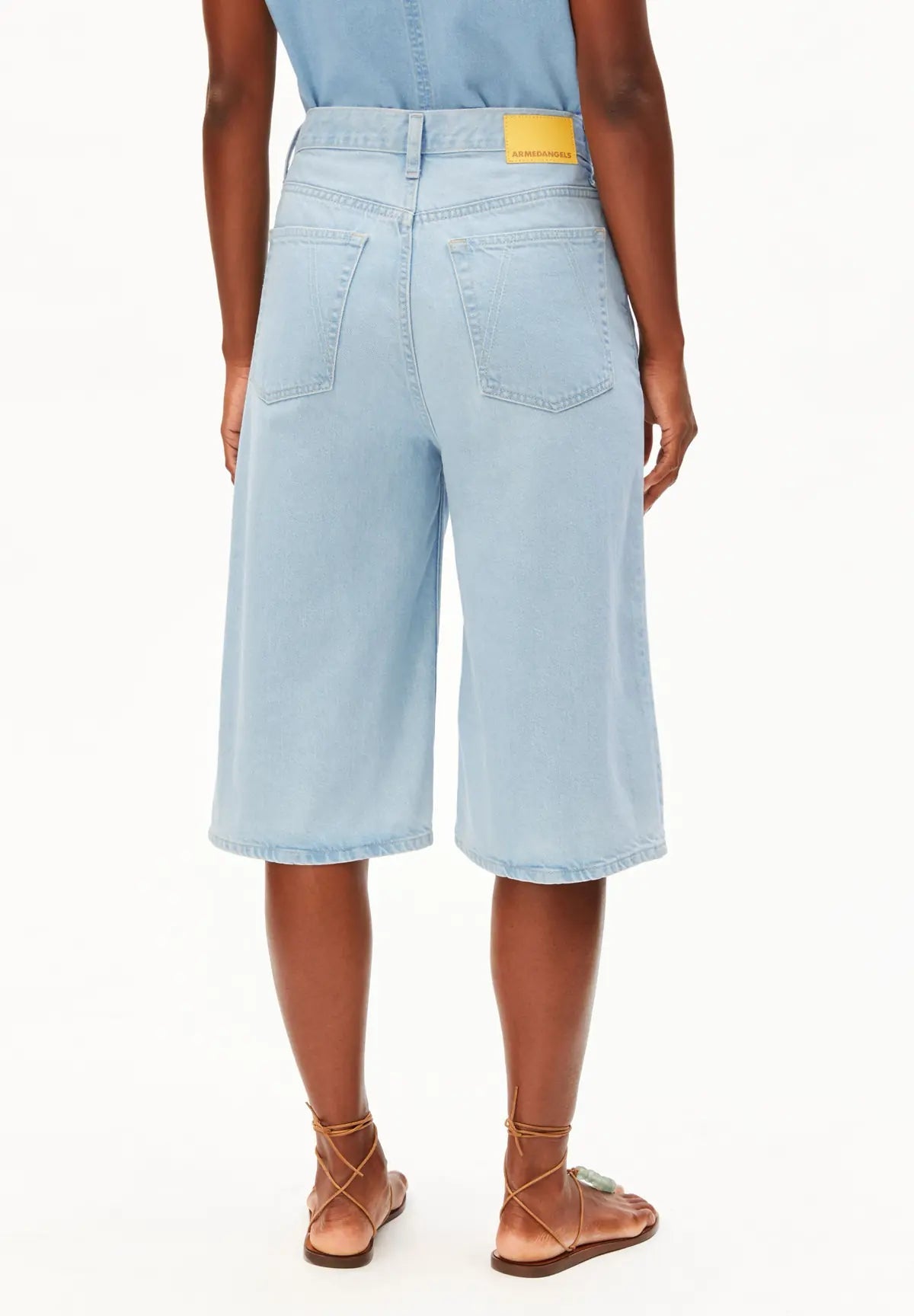 ARMEDANGELS - City Jeans Shorts • barrea - ROSA ECK
