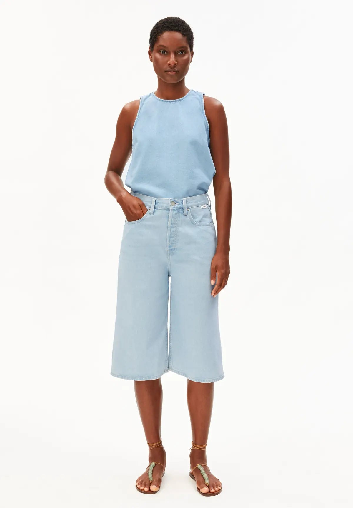 ARMEDANGELS - City Jeans Shorts • barrea - ROSA ECK