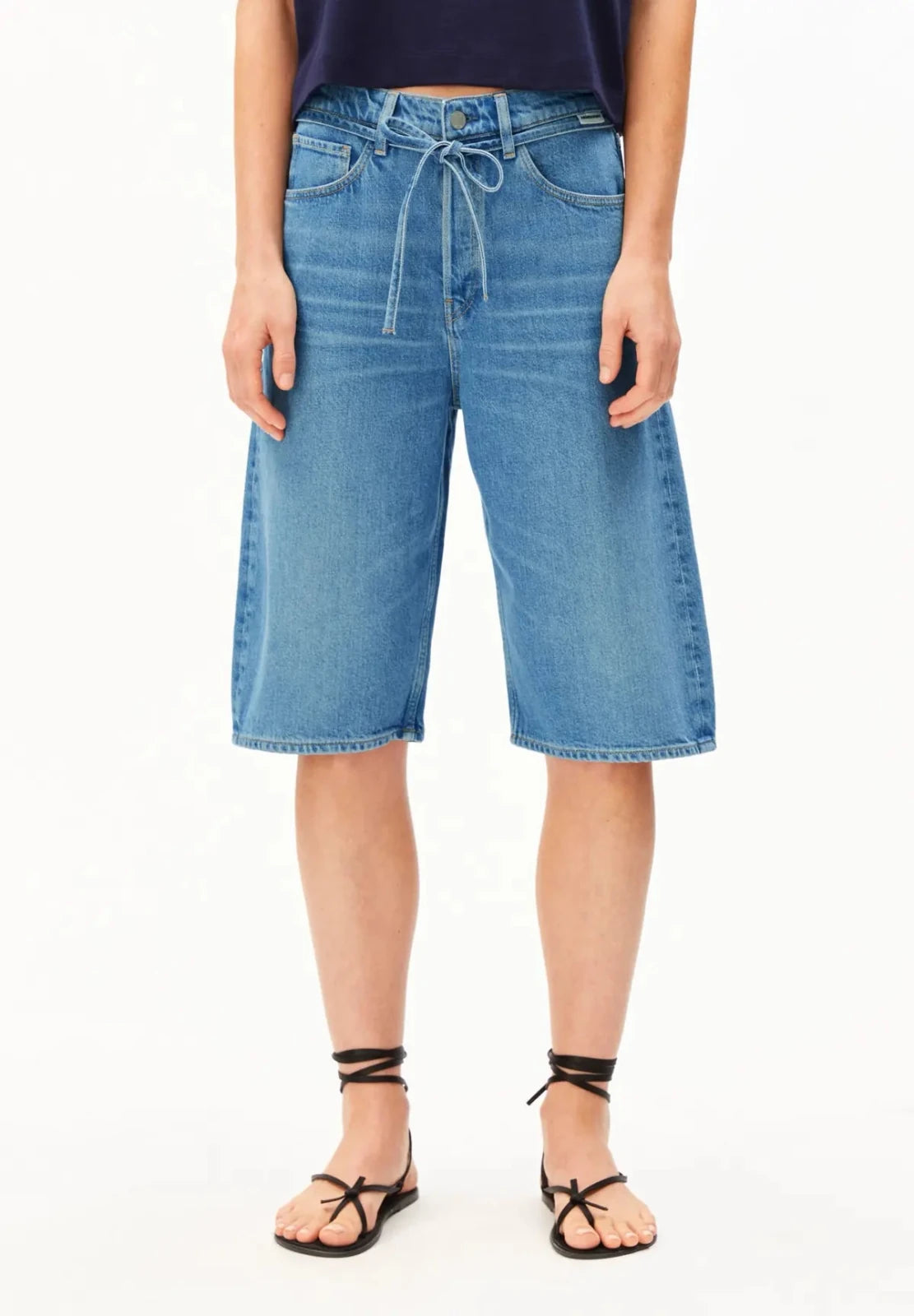 ARMEDANGELS - DAANY Jeans Baggy - Shorts • laguna - ROSA ECK
