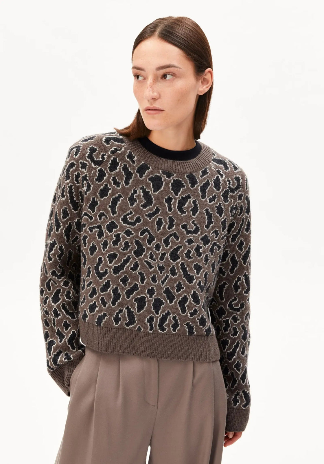 ARMEDANGELS - DILIRIAA LEOPAA Strickpullover • walnut cream - ROSA ECK Concept Store