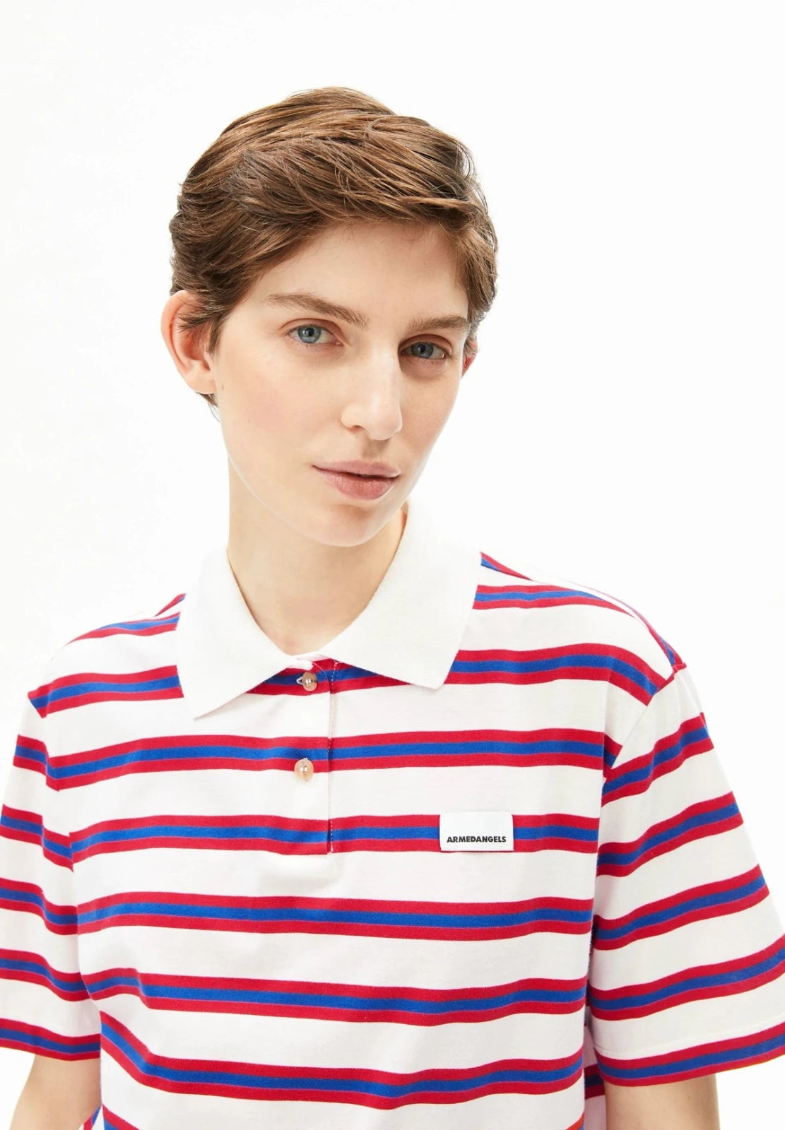 ARMEDANGELS - Gestreiftes Poloshirt • light oatmilk - mars red - dynamo blue - T-Shirt - ROSA ECK