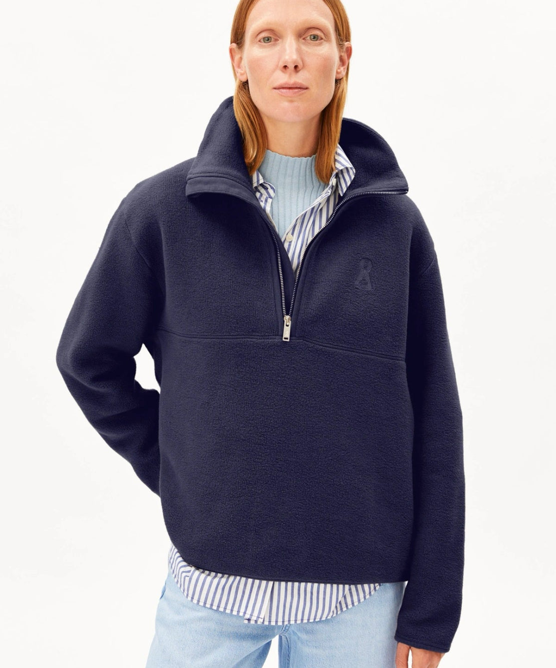 ARMEDANGELS - HAARLEENAA Fleece - Pullover • tinted navy - T-Shirt - ROSA ECK