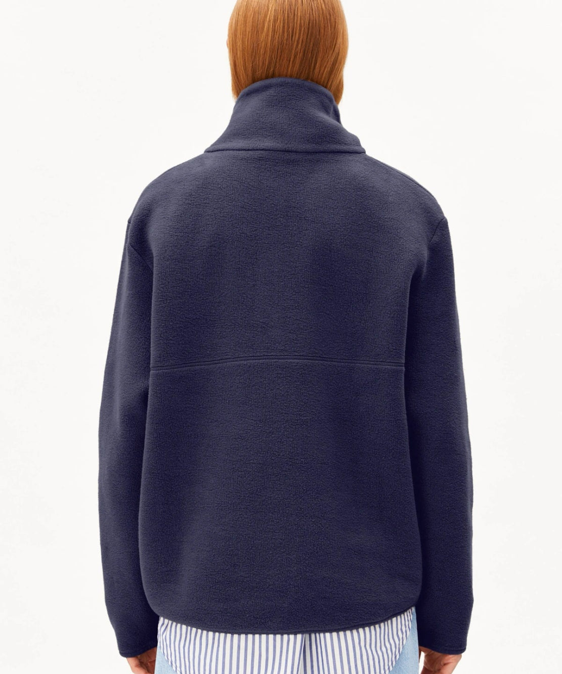 ARMEDANGELS - HAARLEENAA Fleece - Pullover • tinted navy - T-Shirt - ROSA ECK