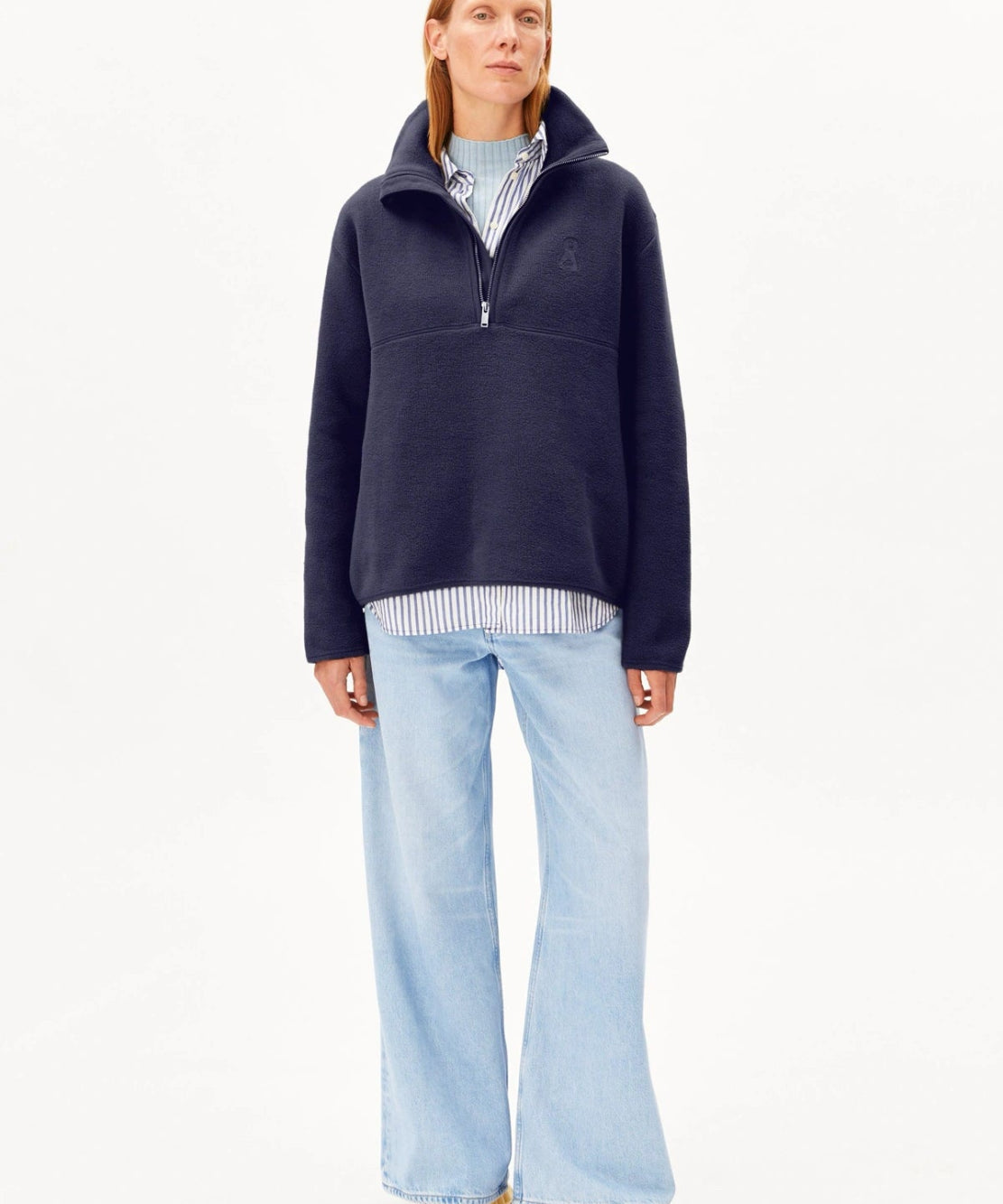 ARMEDANGELS - HAARLEENAA Fleece - Pullover • tinted navy - T-Shirt - ROSA ECK