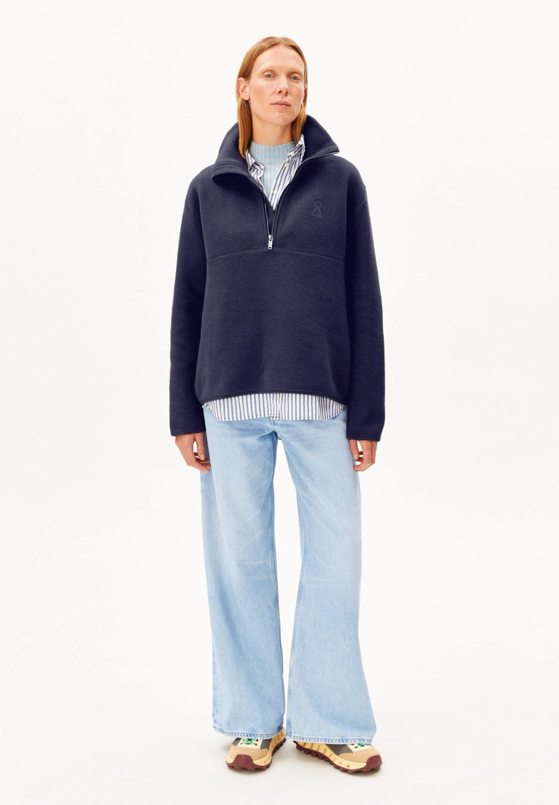 ARMEDANGELS - HAARLEENAA Fleece - Pullover • tinted navy - T-Shirt - ROSA ECK