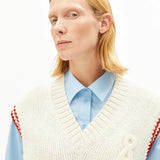 ARMEDANGELS - ICONIC Å COLLEGE Strickweste • oatmilk - mars red - Strickweste - ROSA ECK