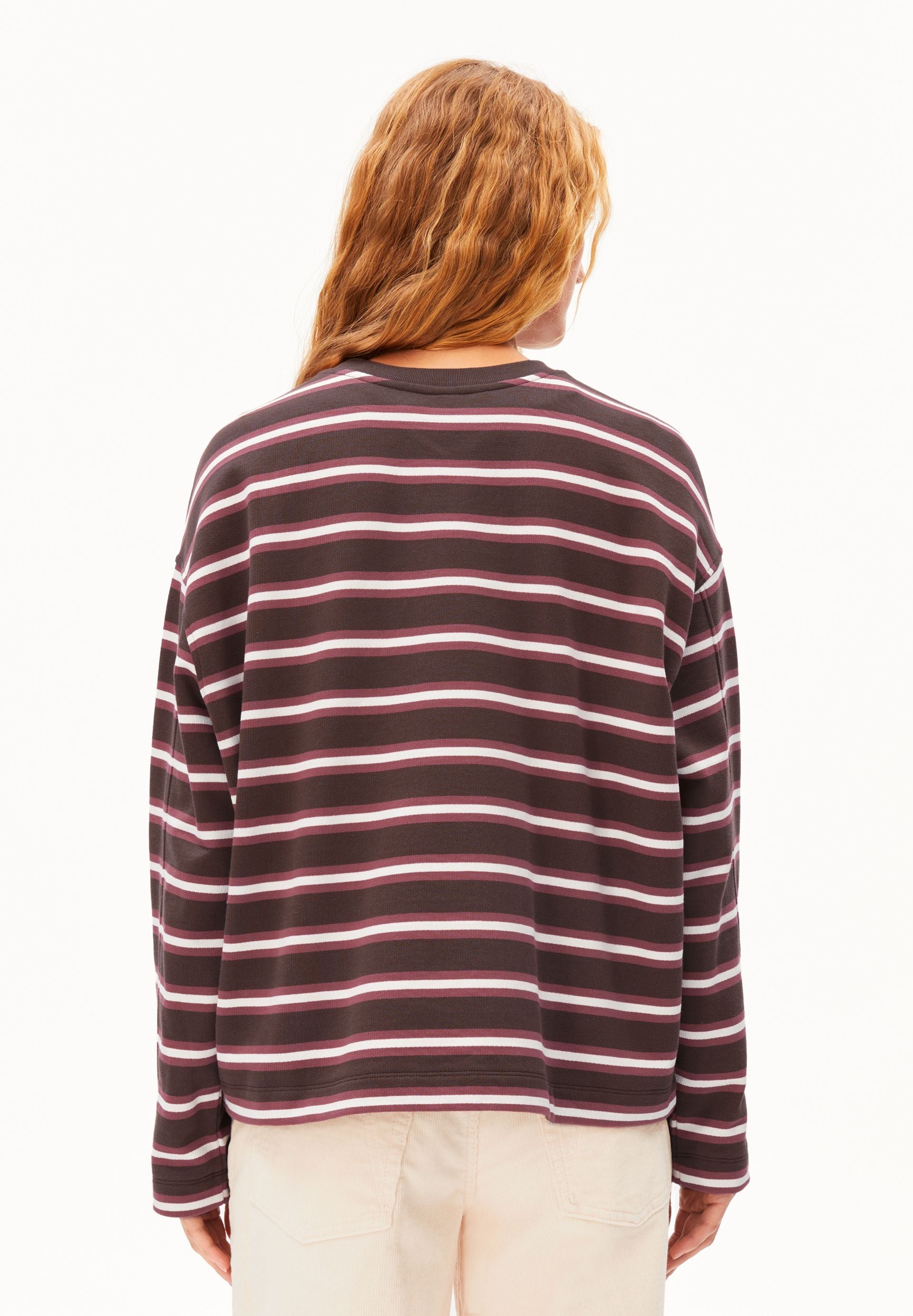 ICONIC Å FRANKAA BOLD Pullover in Dunkelbraun gestreift von ARMEDANGELS – Ansicht 2