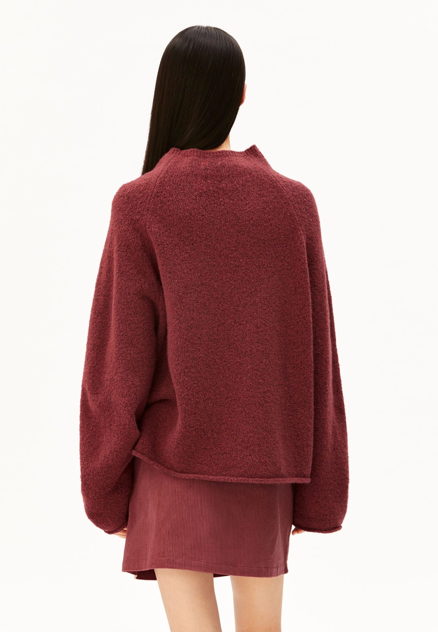 ICONIC Å MONALAA BOUCLÉ Strickpullover • velvet ember