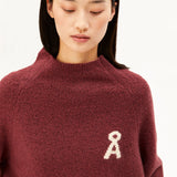 ICONIC Å MONALAA BOUCLÉ Strickpullover • velvet ember