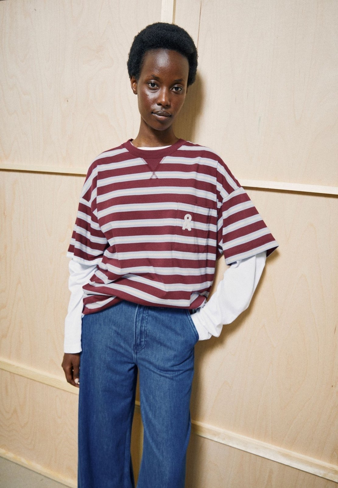 ARMEDANGELS - ICONIC Å Gestreiftes T-Shirt • velvet red-soft blue-undyed - ROSA ECK