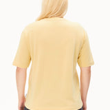 ARMEDANGELS - ICONIC Å TARJAA T-Shirt • golden hay - ROSA ECK