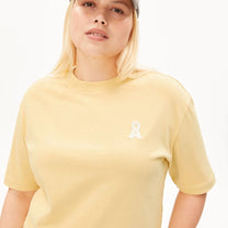 ARMEDANGELS - ICONIC Å TARJAA T-Shirt • golden hay - ROSA ECK
