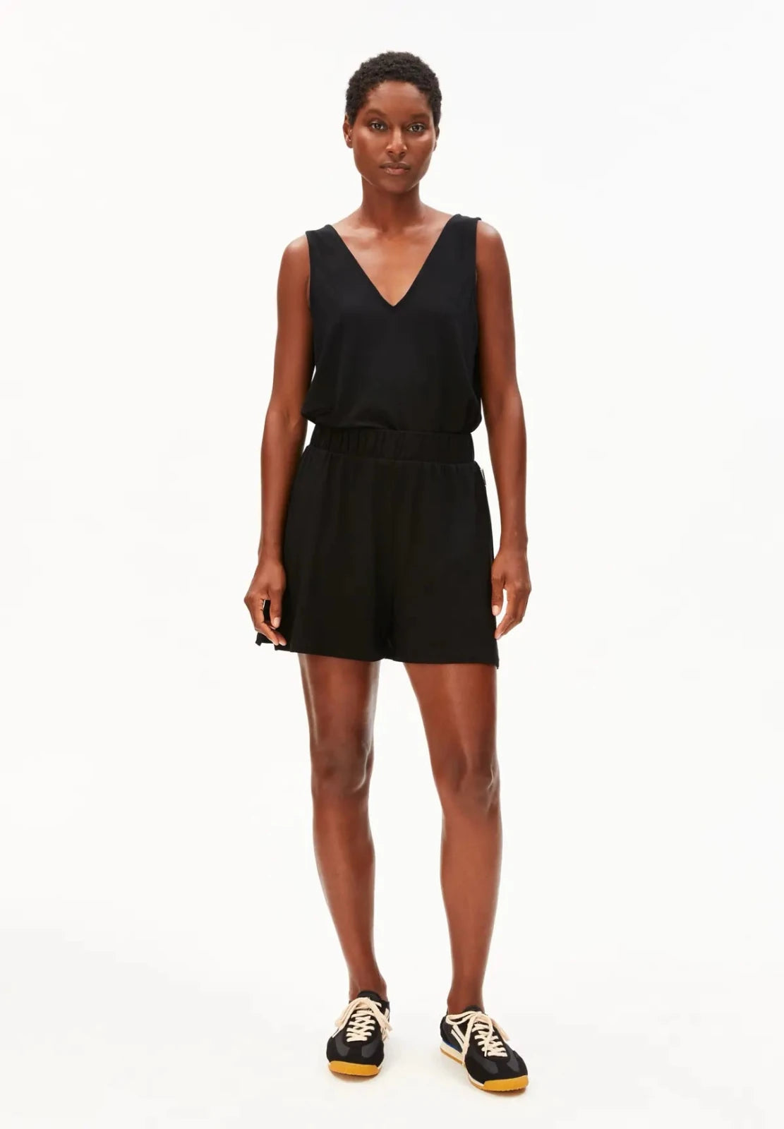 ARMEDANGELS - Jersey Shorts im Relaxed Fit • black - ROSA ECK