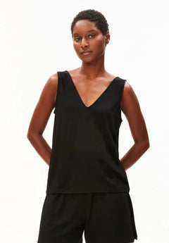 ARMEDANGELS - Jersey Top mit V - Ausschnitt • black - ROSA ECK