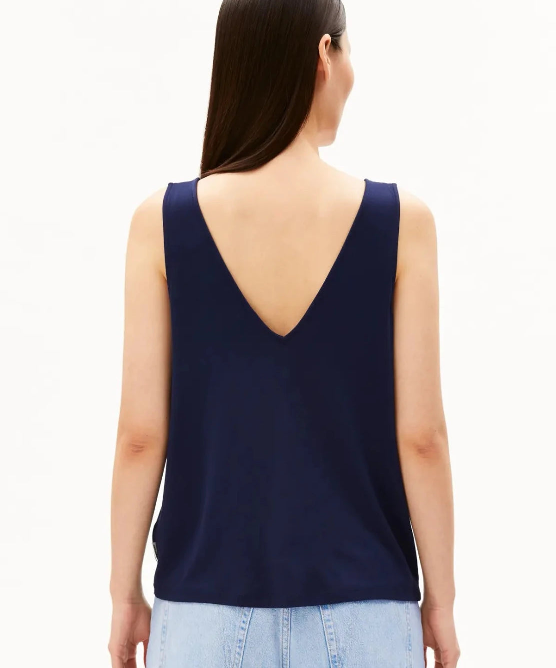 ARMEDANGELS - Jersey Top mit V - Ausschnitt • tinted navy - ROSA ECK