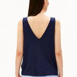 ARMEDANGELS - Jersey Top mit V - Ausschnitt • tinted navy - ROSA ECK