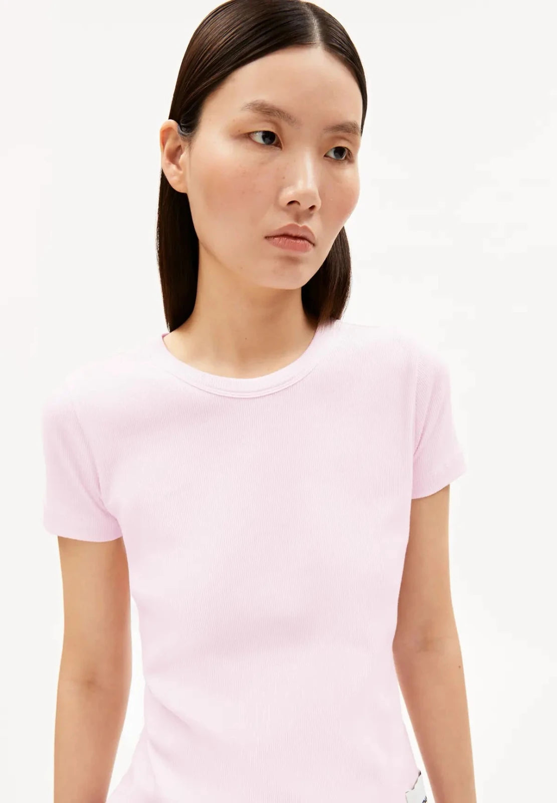 ARMEDANGELS - KARDAA Ripp T-Shirt • pink mist - ROSA ECK