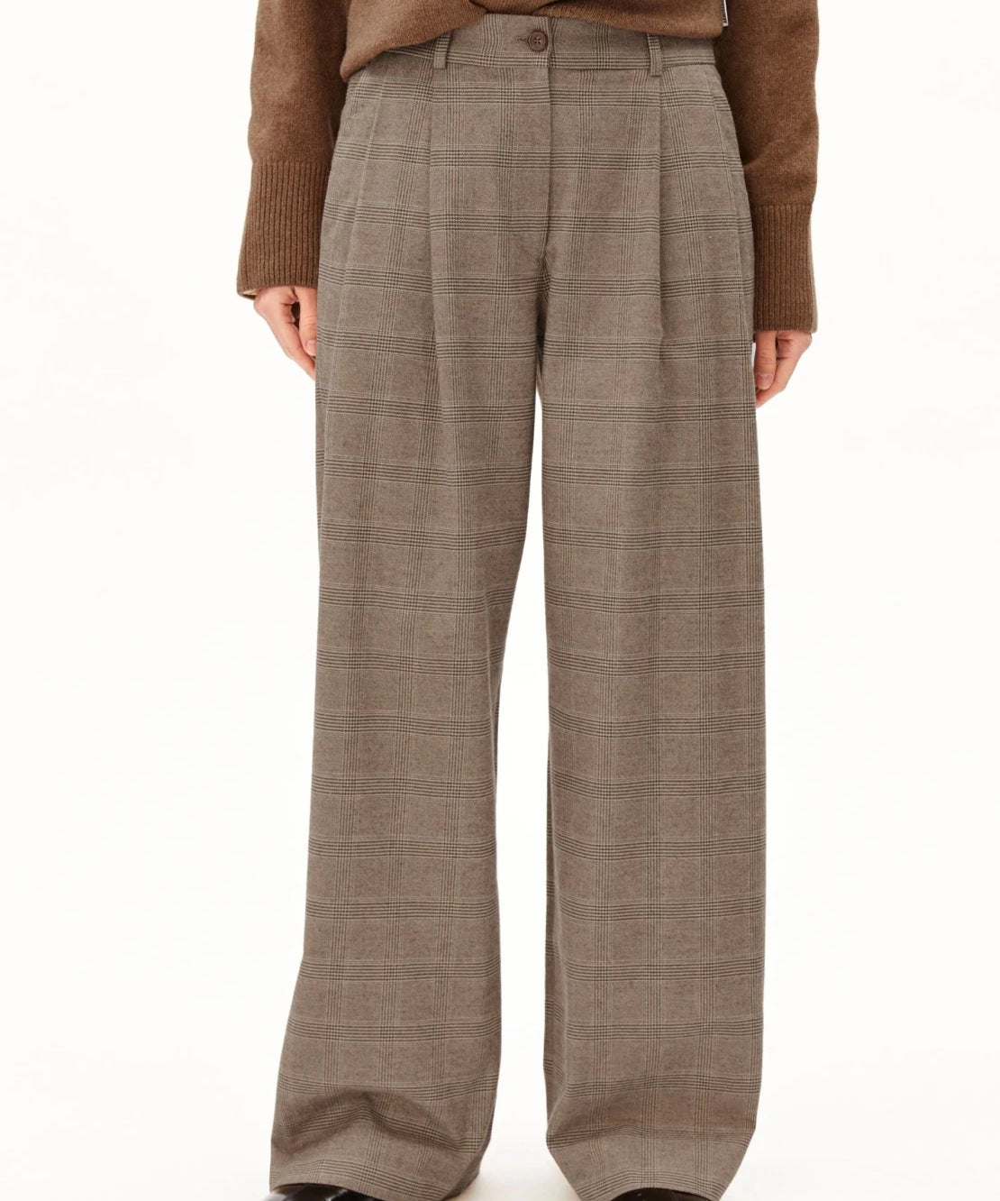 ARMEDANGELS - Karierte Bundfaltenhose • claystone-sand stone - ROSA ECK