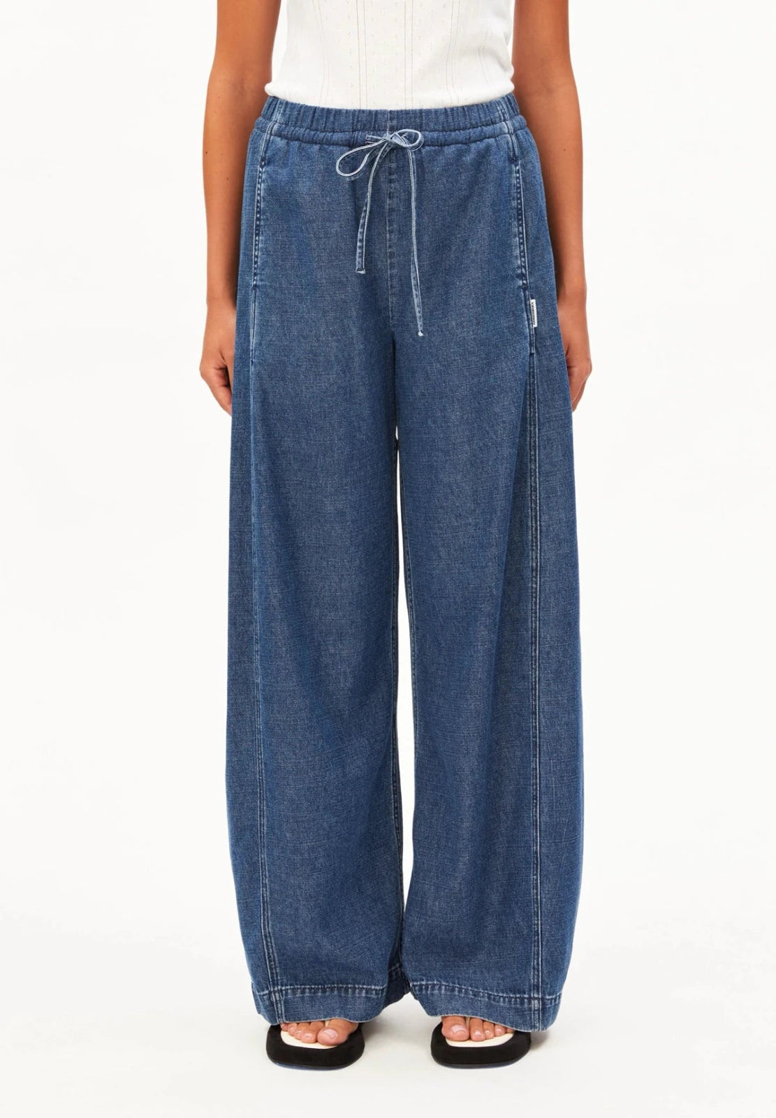 ARMEDANGELS - KELAANI Jeanshose • eau - Hose - ROSA ECK