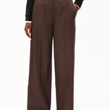 LEANDRAA Hose • claystone