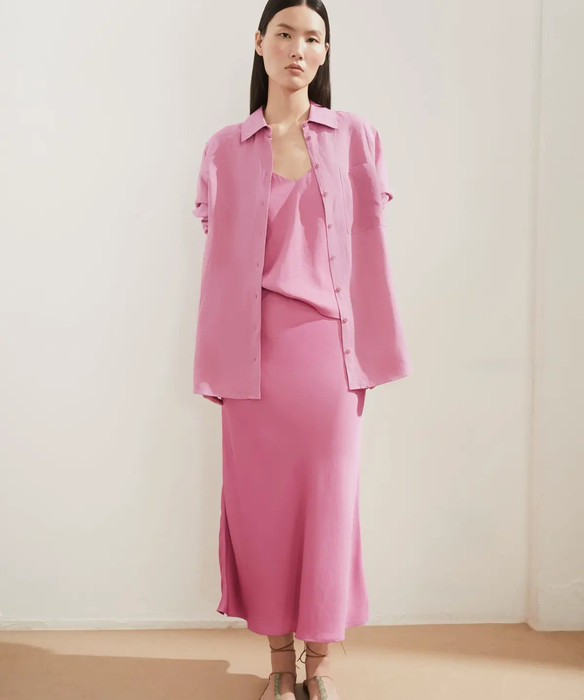 ARMEDANGELS - LENOVAA Satin Slip Rock • washed berry - ROSA ECK