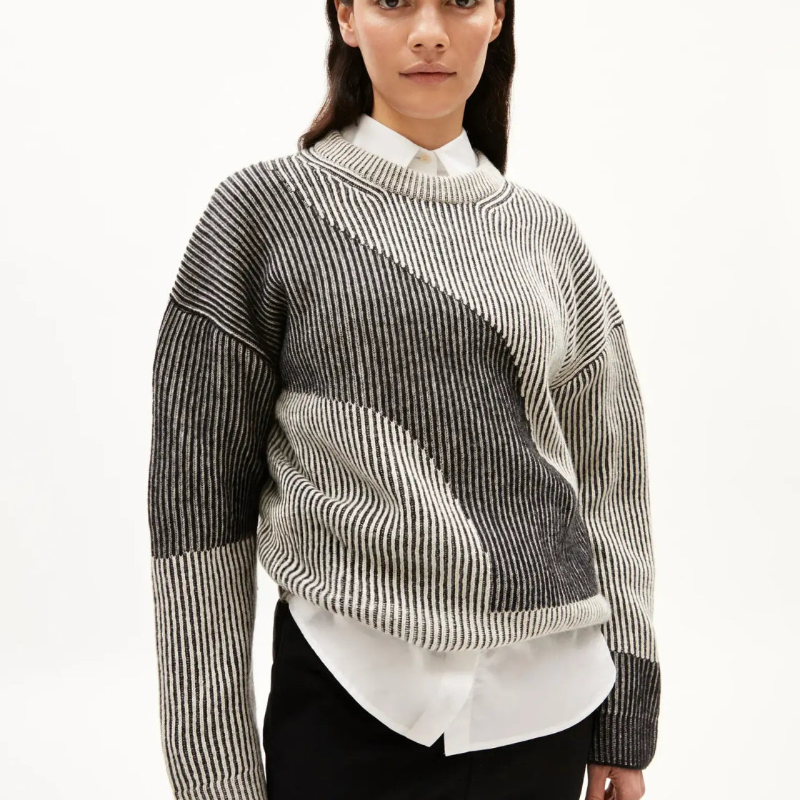 ARMEDANGELS - MAYRAA VANISE Strickpullover • black - off white - ROSA ECK Concept Store
